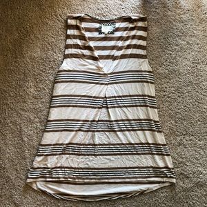 LAST CALL - Anthropologie V Neck Tank